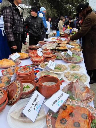 Празник на сланината и греяната ракия