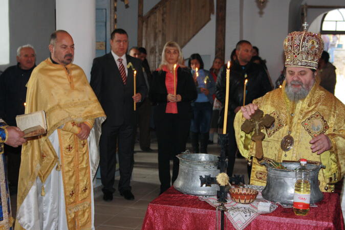 Дядо Григорий освети църквата във Виноград