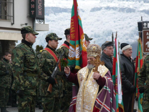 Пламен извади кръста на Йордановден