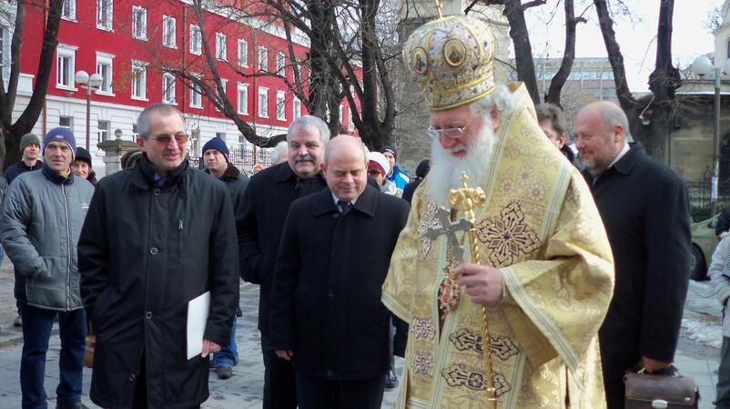 Светлозар Савов вади за четвърти път кръста