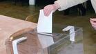 България гласува днес на първия си национален референдум