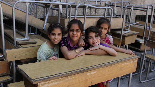 УНИЦЕФ: 210 000 деца в Хомс се нуждаят спешно от помощ