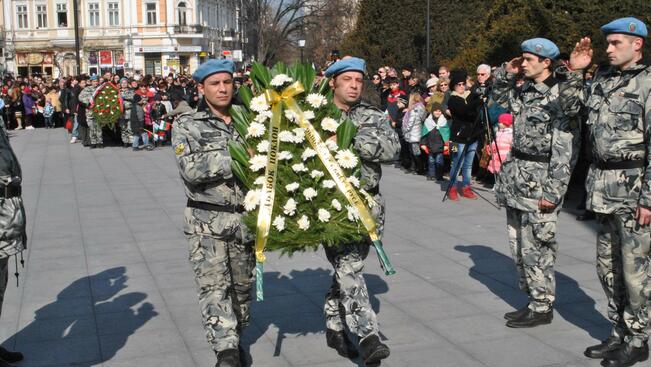 Русе отбеляза националния празник