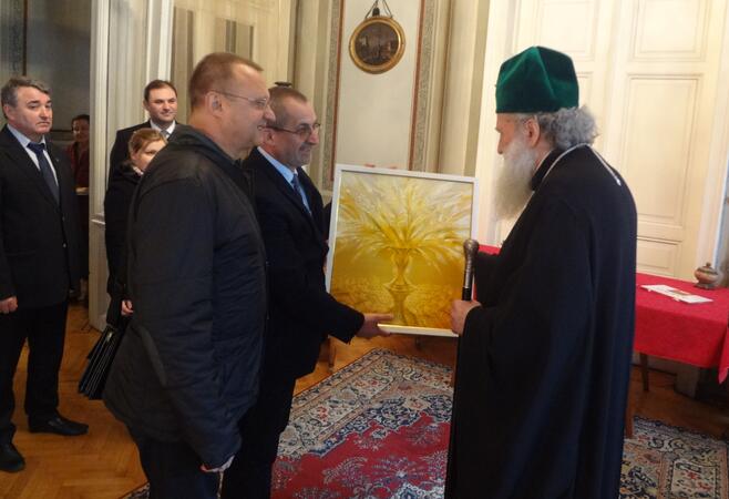 Патриарх Неофит се срещна с областния управител