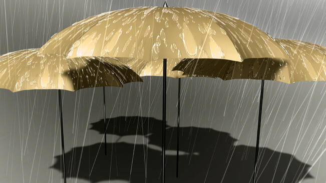 Ветровито, но топло и дъждовно