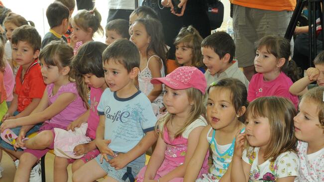 Преструктурират детските градини в Стражица
