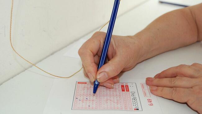 Джакпотът оцеля