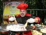 Ути Бъчваров приготвя най-голямата курбан чорба