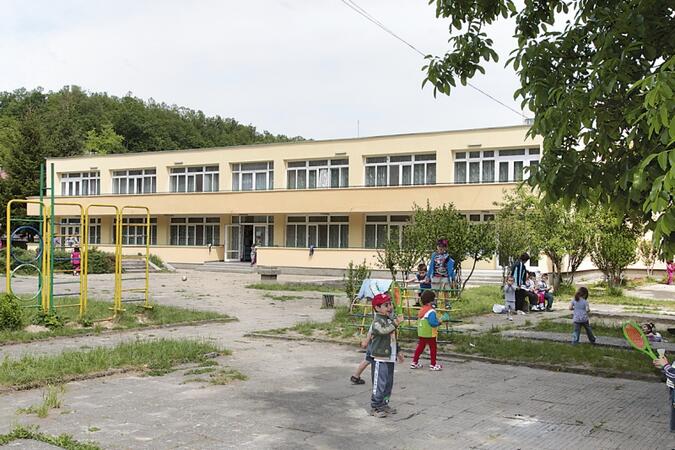 Обновиха 14 училища и детски градини